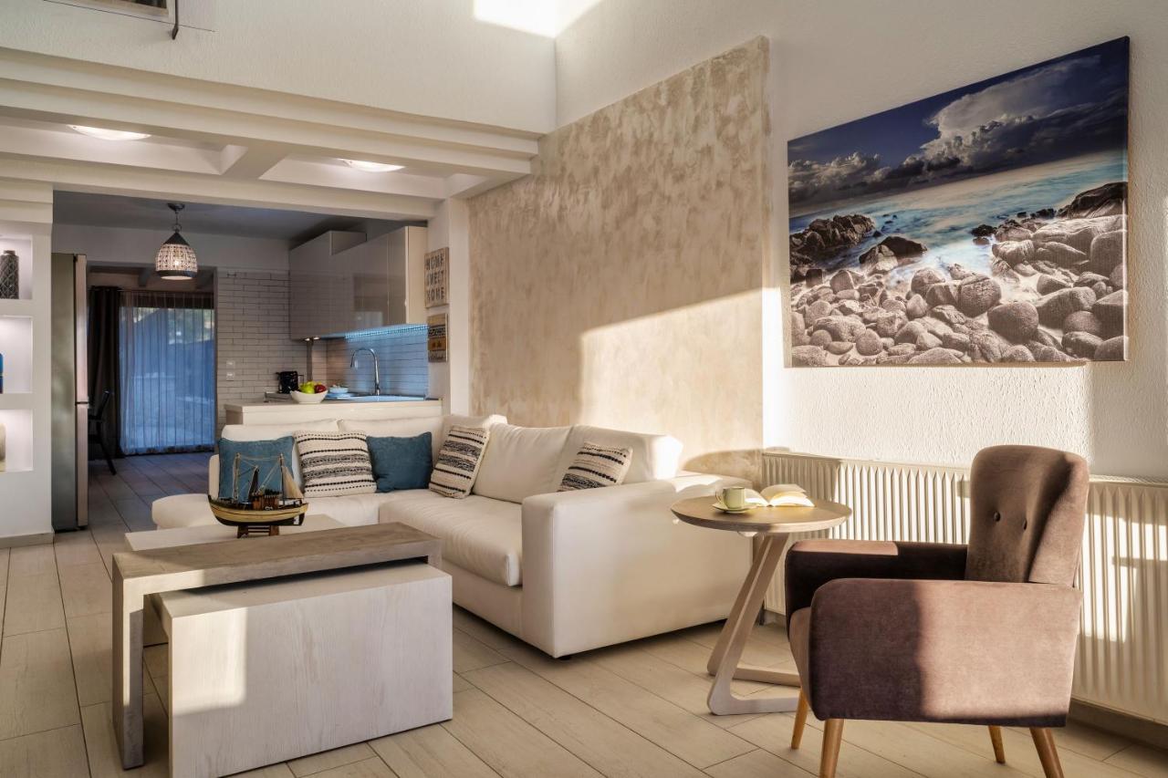 Palmrise Luxury Villas By Travel Pro Services - Nea Skioni Halkidiki Exterior photo