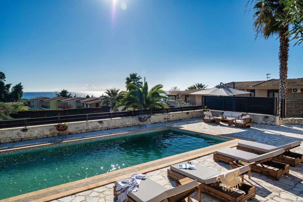 Palmrise Luxury Villas By Travel Pro Services - Nea Skioni Halkidiki Exterior photo