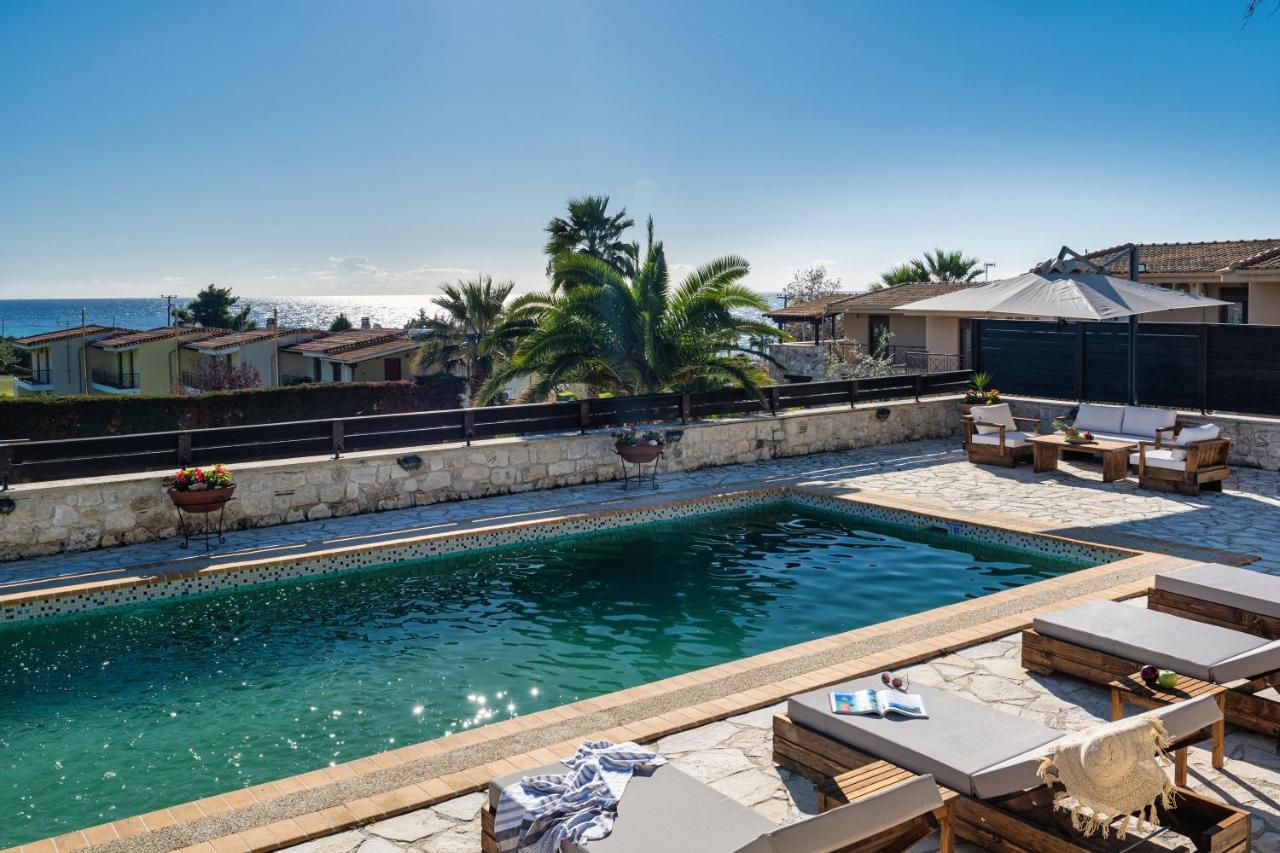 Palmrise Luxury Villas By Travel Pro Services - Nea Skioni Halkidiki Exterior photo