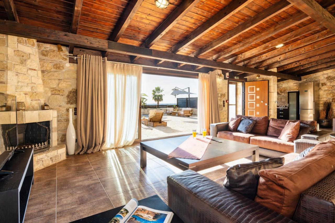 Palmrise Luxury Villas By Travel Pro Services - Nea Skioni Halkidiki Exterior photo
