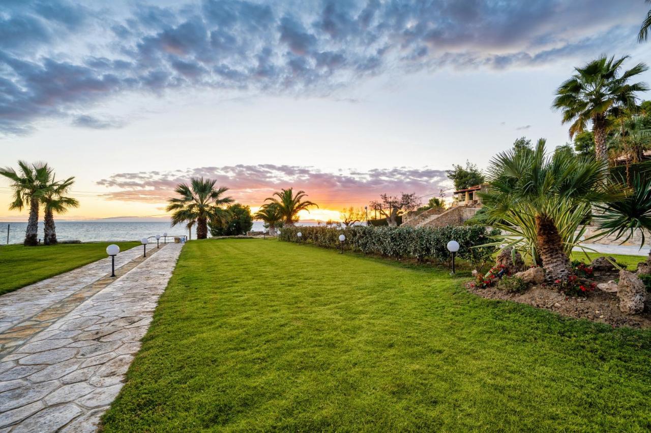 Palmrise Luxury Villas By Travel Pro Services - Nea Skioni Halkidiki Exterior photo